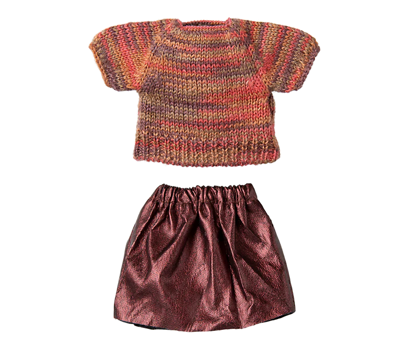 Skirt and Knitted Blouse, Mum Mouse