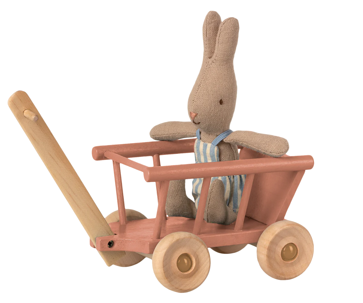 Dusty Rose Wagon