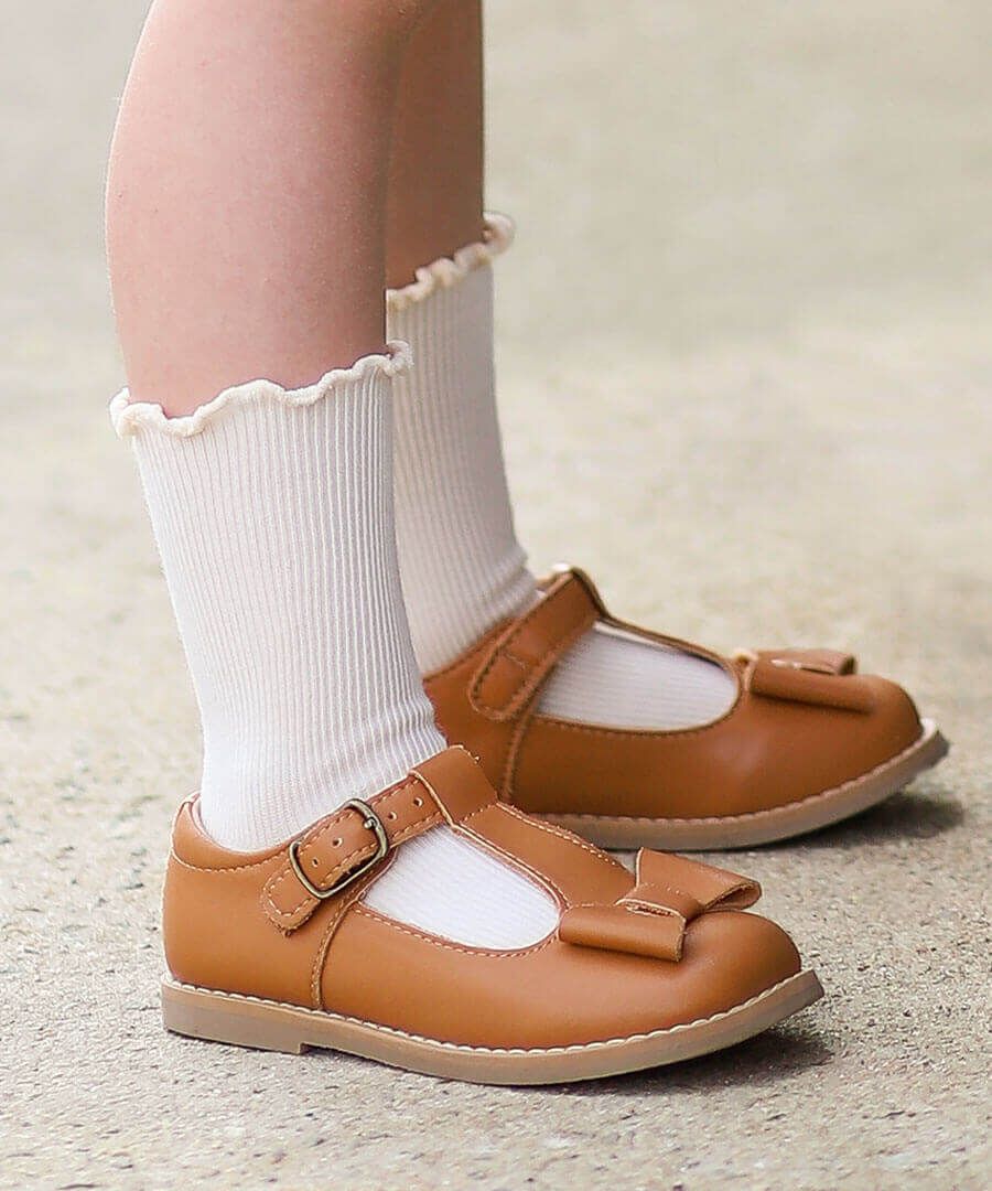 Ivory Seamless Ripple Edge Turn Cuff Crew Socks