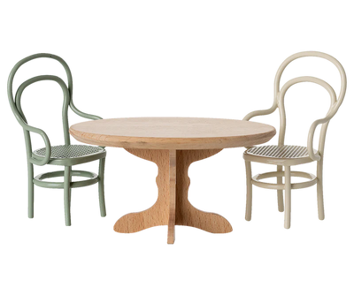 Oval Dining Table, Mouse- Nature