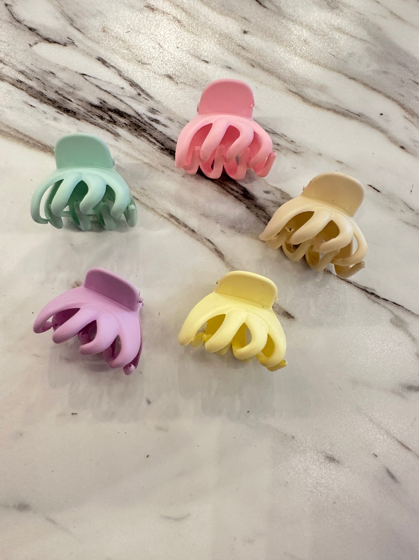 Small Pastel Clawclips