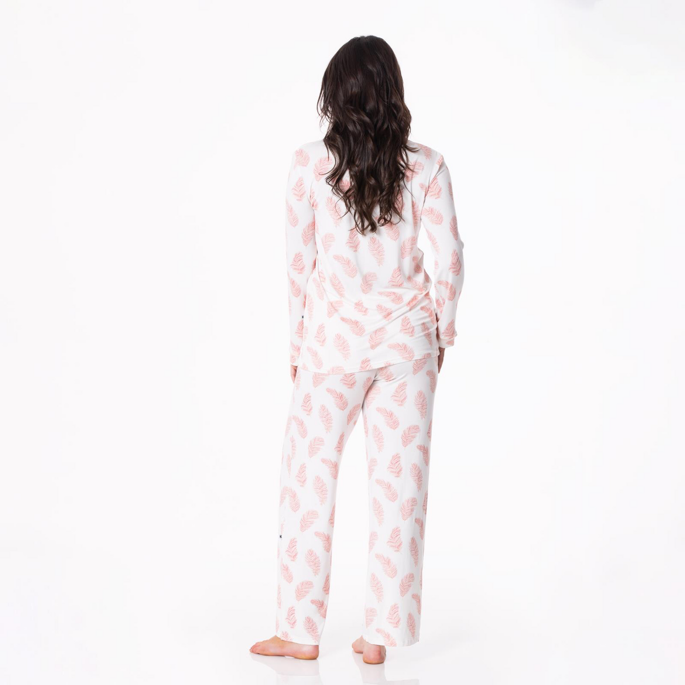 Natural Feathers Women’s Print Long Sleeve Collared Pajama Set